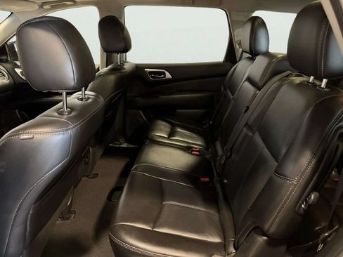Used 2016 Nissan Pathfinder SL w/ SL Premium Package AWD/4WD image 17
