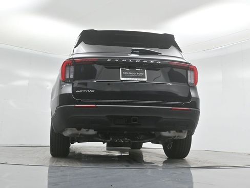 New 2025 Ford Explorer Active image 51