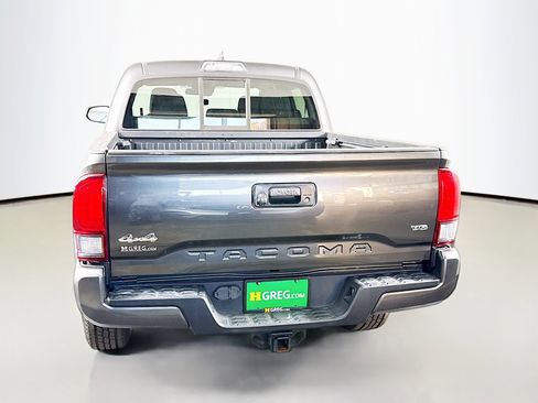 Used 2019 Toyota Tacoma SR w/ SR Convenience Package image 8