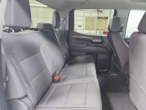 Used 2025 Chevrolet Silverado 1500 LT AWD/4WD image 41