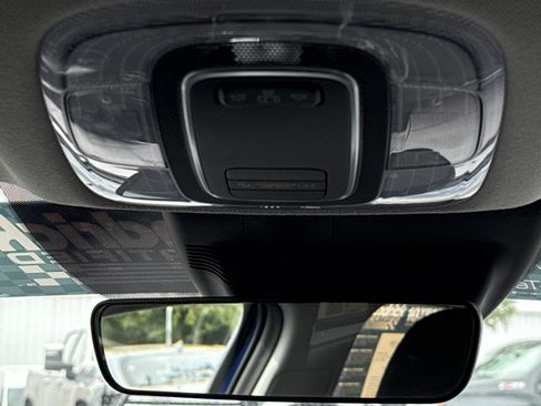 Used 2025 Hyundai Elantra SE FWD image 26
