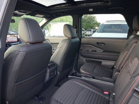 New 2026 Nissan Pathfinder Rock Creek AWD/4WD image 5