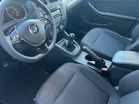 Used 2015 Volkswagen Jetta SE image 7