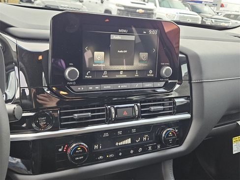 New 2025 Nissan Pathfinder SV image 21