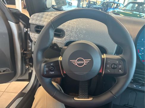 Used 2025 MINI Cooper S image 25