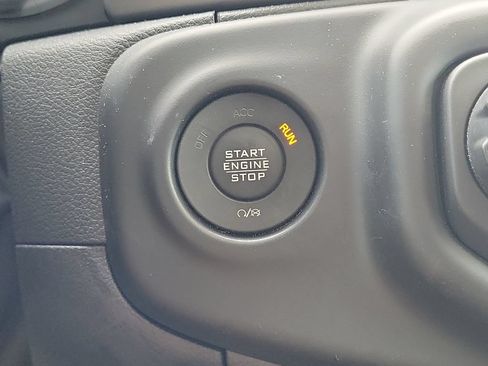 Used 2022 Jeep Wrangler Unlimited Sport AWD/4WD image 22