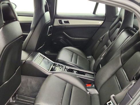 Used 2018 Porsche Panamera 4 AWD/4WD image 21