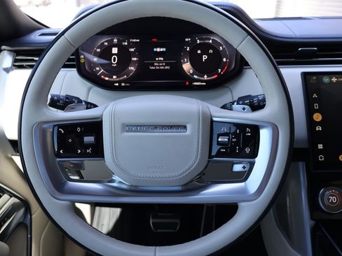 Used 2023 Land Rover Range Rover SE AWD/4WD image 13