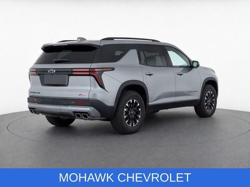 Used 2024 Chevrolet Traverse Z71 AWD/4WD image 6