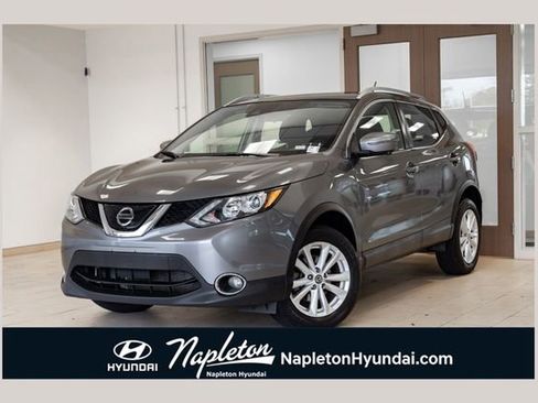 Used 2019 Nissan Rogue Sport SV w/ Technology Package image 1