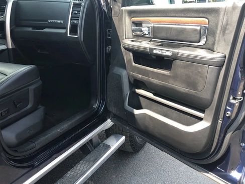 Used 2016 RAM 2500 Laramie w/ Convenience Group AWD/4WD image 15