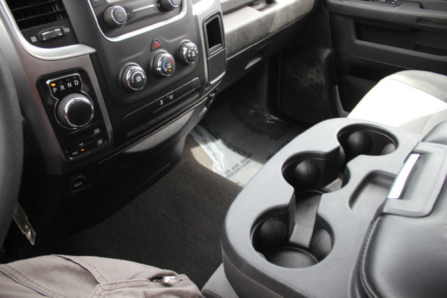 Used 2024 RAM 1500 Classic SLT AWD/4WD image 9