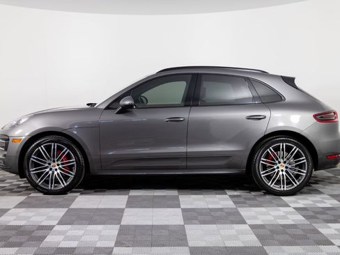 Used 2016 Porsche Macan Turbo image 3