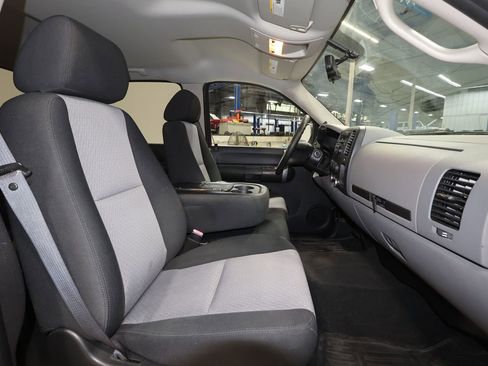 Used 2008 GMC Sierra 1500 SL image 16