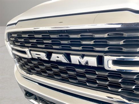 Used 2022 RAM 2500 Big Horn image 2