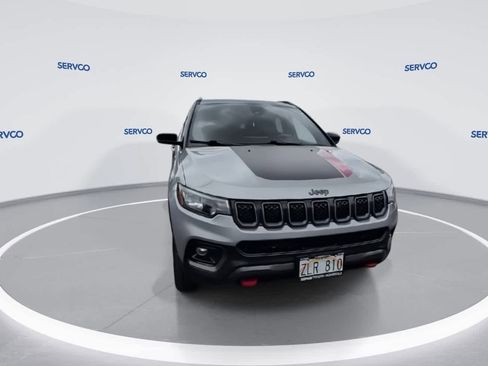 Used 2023 Jeep Compass Trailhawk AWD/4WD image 3