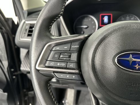 Used 2025 Subaru Ascent Premium AWD/4WD image 16