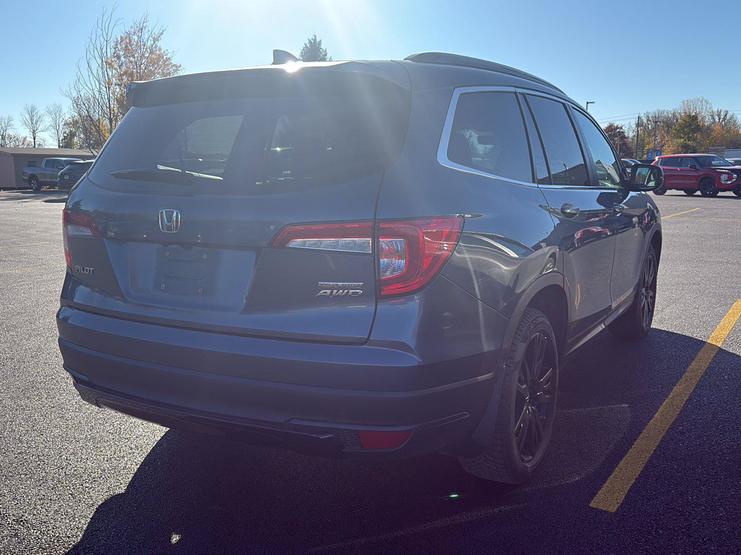 Used 2021 Honda Pilot Special Edition image 3
