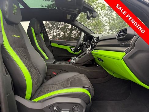 Used 2024 Lamborghini Urus S AWD/4WD image 36