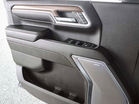 Used 2024 Chevrolet Silverado 2500 High Country w/ High Country Premium Package image 26