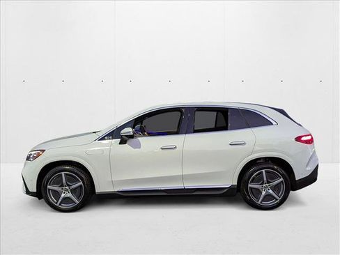 New 2026 Mercedes-Benz EQE 320 4MATIC SUV image 5