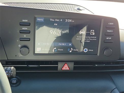 Used 2025 Hyundai Elantra Sport image 9