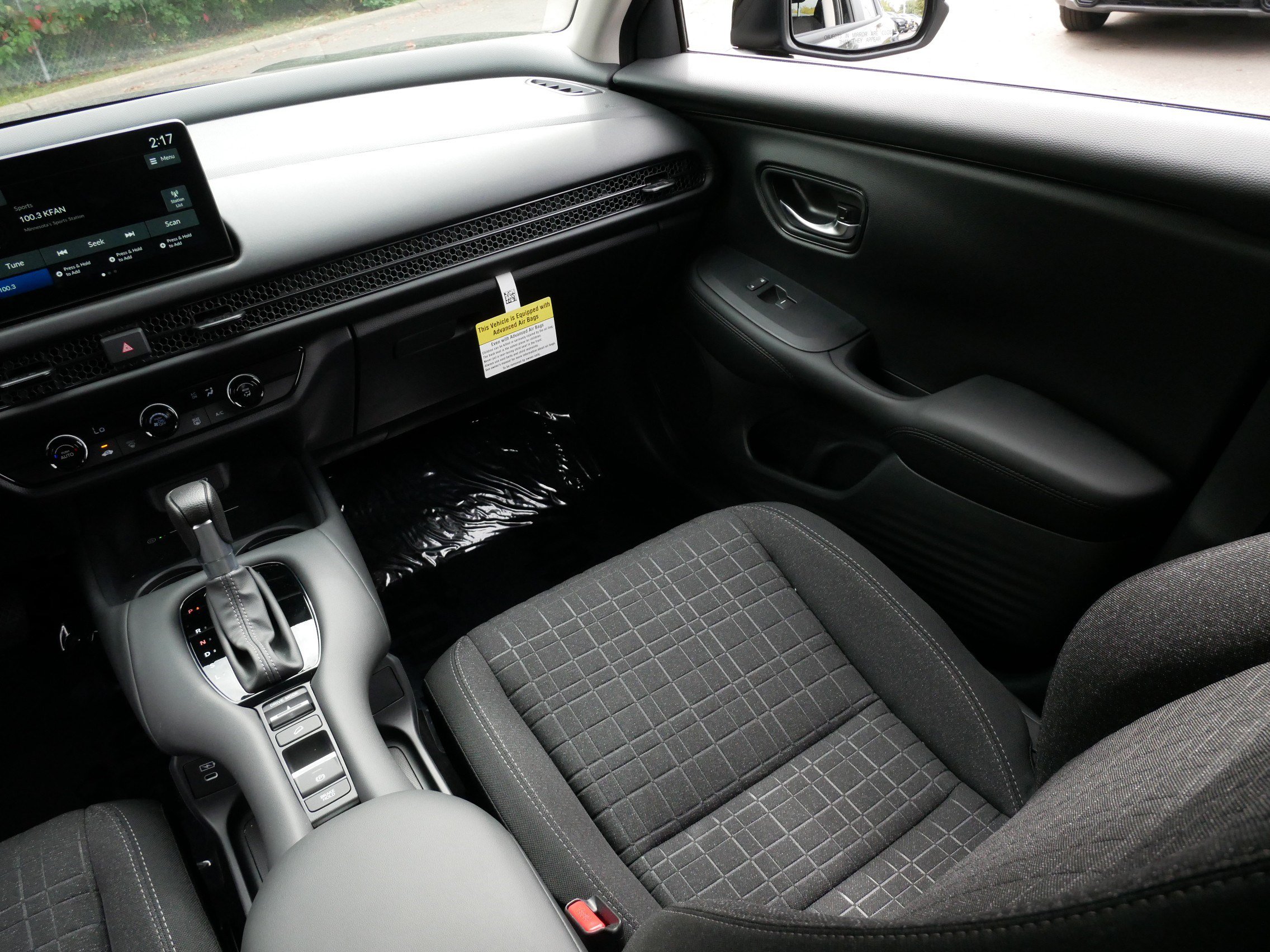 Certified 2027 Honda HR-V LX image 11