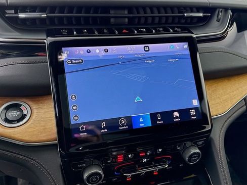 Used 2023 Jeep Grand Cherokee Summit image 13