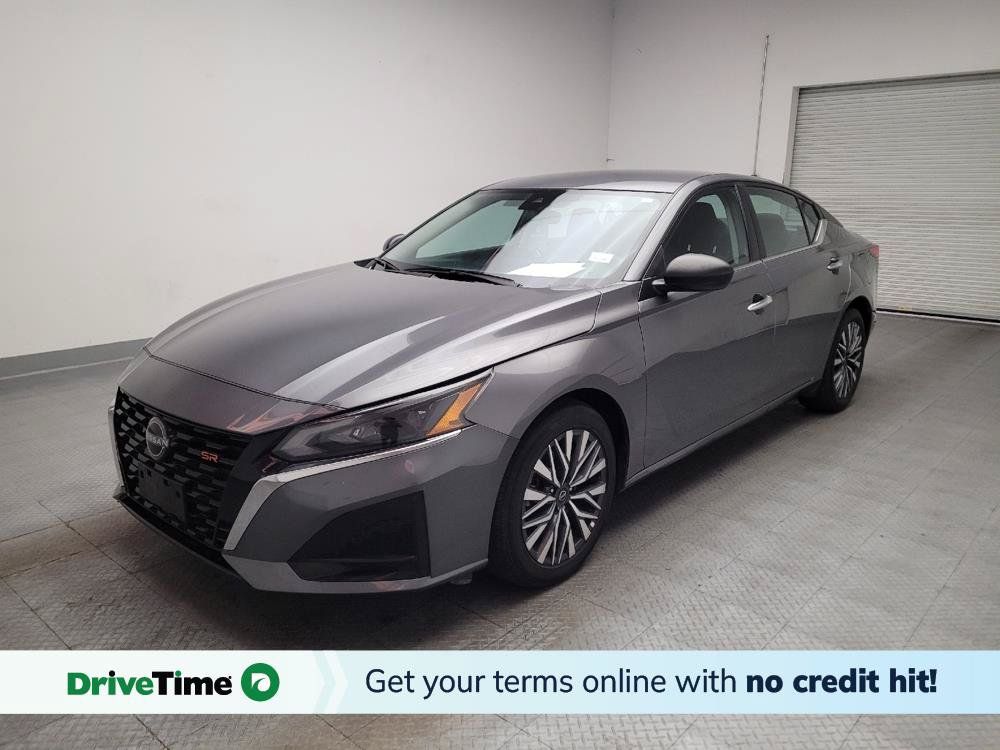Used 2025 Nissan Altima 2.5 SV FWD image 1