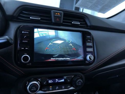 Used 2024 Nissan Versa SR image 28