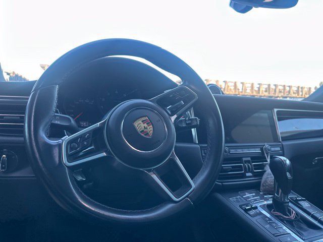 Used 2021 Porsche Macan AWD/4WD image 14