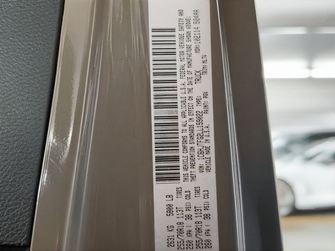 Used 2020 Jeep Gladiator Overland image 27