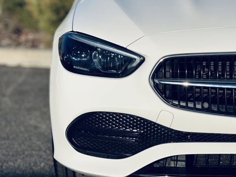 Certified 2022 Mercedes-Benz C 300 Sedan image 7