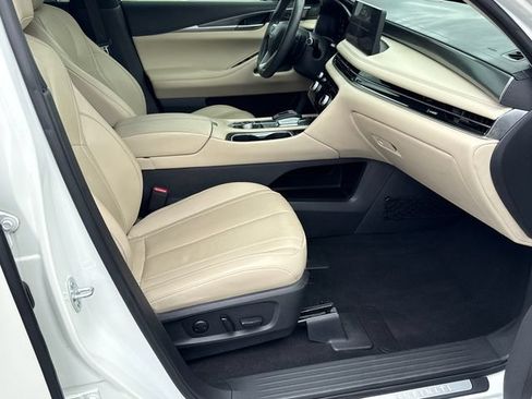 Used 2023 INFINITI QX60 Luxe w/ Cargo Package FWD image 13