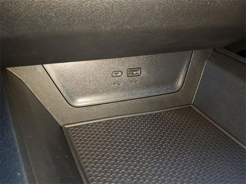 New 2026 Chevrolet Equinox LT w/ LPO, Floor Liner Package image 16