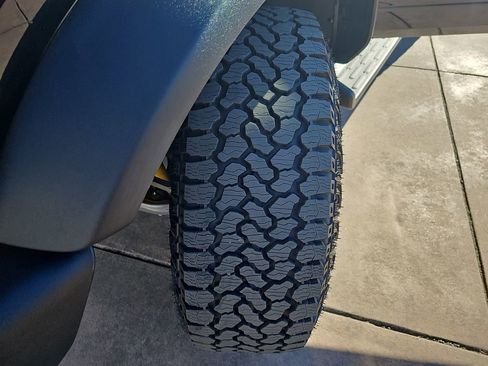 New 2025 Ford Bronco Outer Banks w/ Sasquatch Package image 34