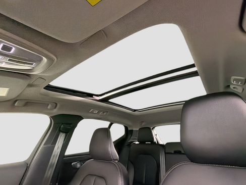 Certified 2023 Volvo XC40 B5 Plus w/ Driver Assist Package image 22