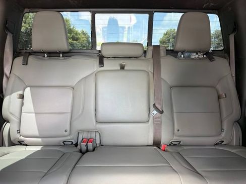 Used 2020 GMC Sierra 1500 SLT w/ SLT Premium Package AWD/4WD image 30