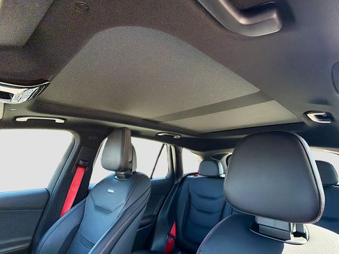 Used 2025 Mercedes-Benz GLC 43 AMG 4MATIC image 26