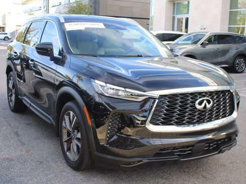 Certified 2025 INFINITI QX60 Luxe AWD/4WD image 2
