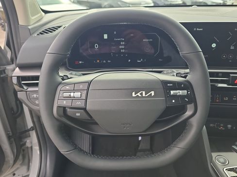 New 2026 Kia Sportage SX image 30