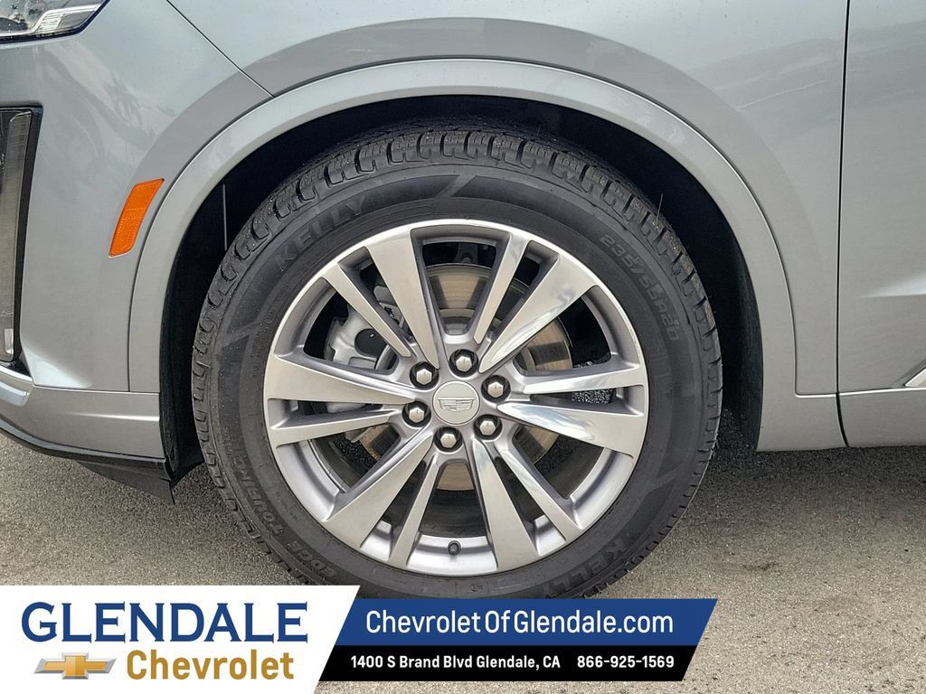 Used 2024 Cadillac XT6 Premium Luxury FWD image 18
