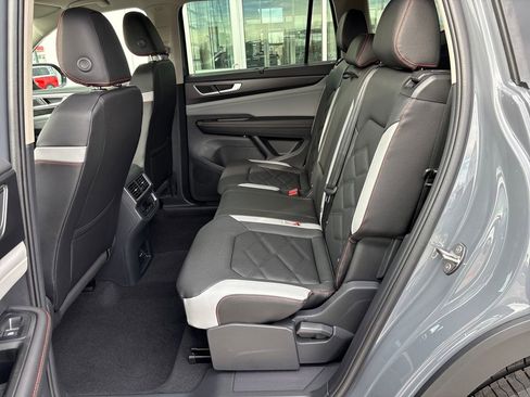 New 2026 Volkswagen Atlas Peak Edition AWD/4WD image 24