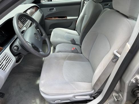 Used 2007 Buick LaCrosse CX FWD image 9
