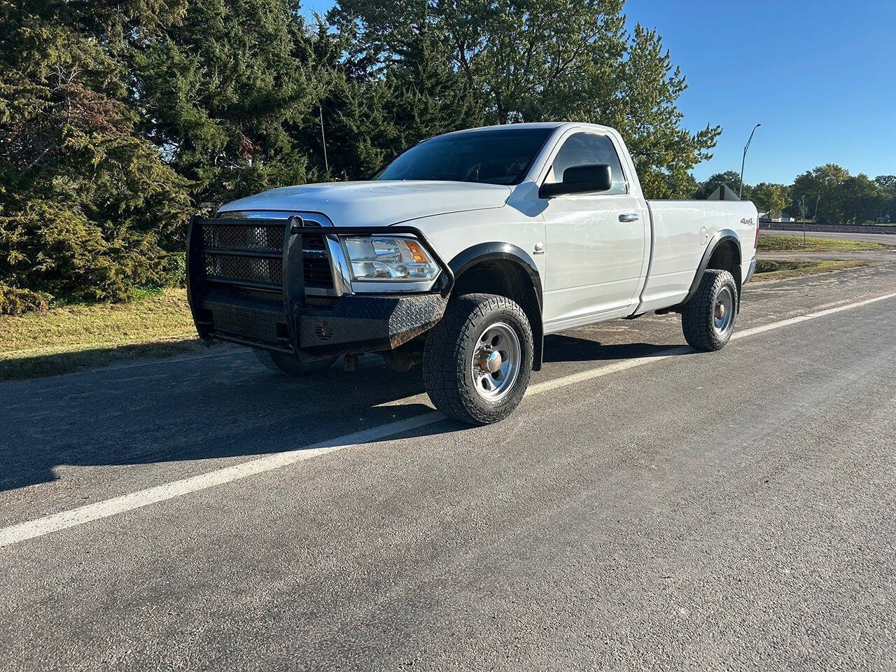 Used 2012 RAM 2500 SLT w/ Popular Equipment Group AWD/4WD image 2