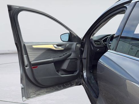 Used 2021 Ford Escape Titanium w/ Titanium Elite Package FWD image 11