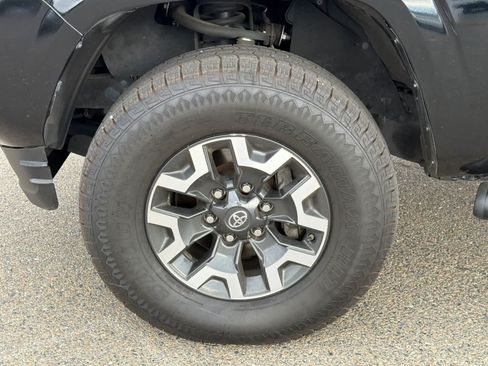 Used 2019 Toyota Tacoma SR RWD image 20