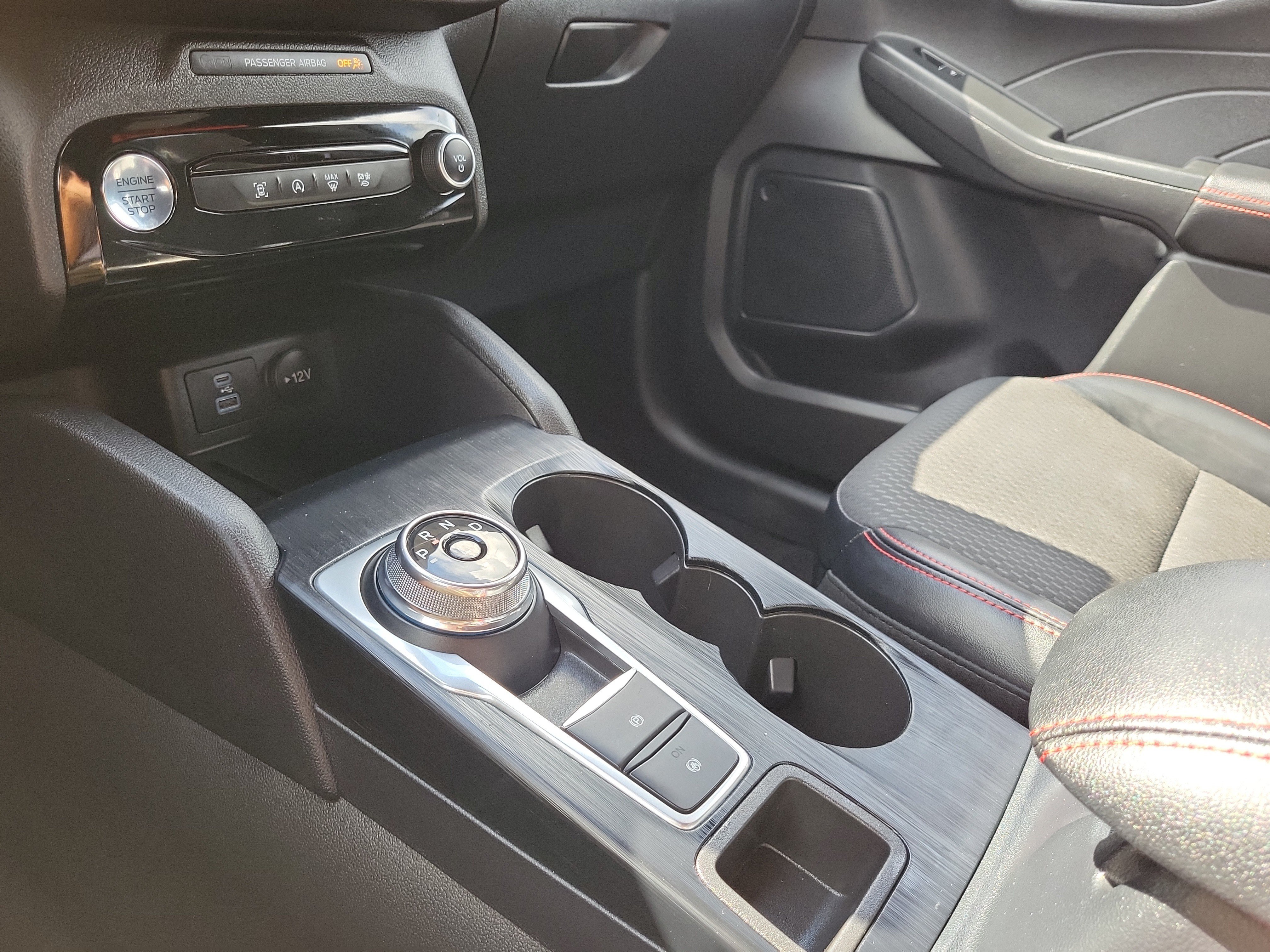 Certified 2023 Ford Escape ST-Line w/ Tech Pack #1 FWD image 24