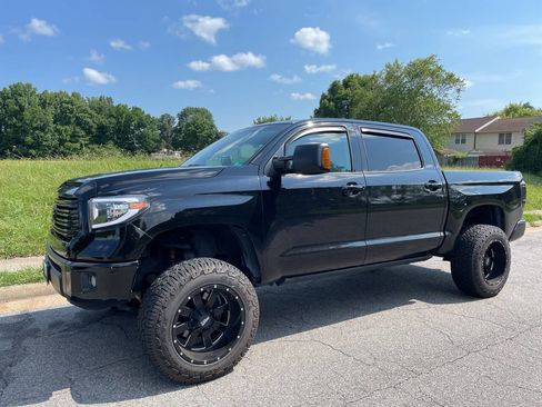 Used 2014 Toyota Tundra Limited w/ Limited Premium Package image 3