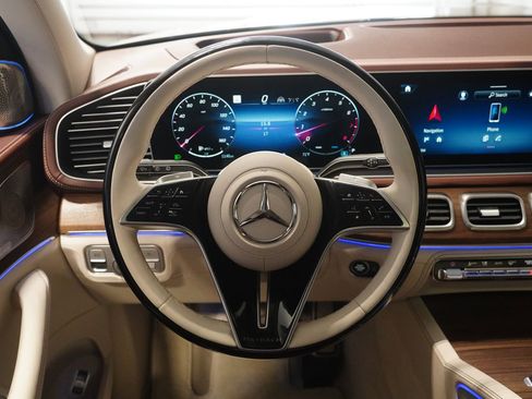 New 2026 Mercedes-Benz Maybach GLS 600 4MATIC image 19
